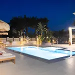 Porta Luxury Residence, By Tk Premium 別荘 *
