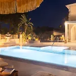 Porta Luxury Residence, By Tk Premium * ラガナス