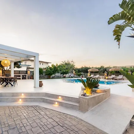 Porta Luxury Residence, By Tk Management Hébergement de vacances *