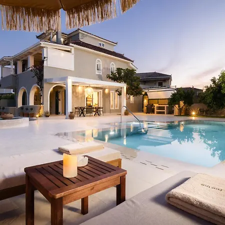 Porta Luxury Residence, By Tk Premium Сasa de vacaciones Laganas